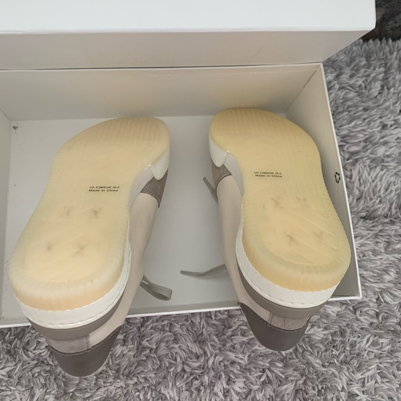 ❌SOLD❌Vince sneaker - Picture 5 of 8